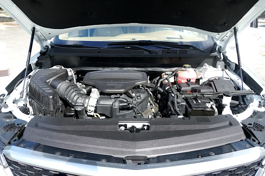 2021 Cadillac XT6 - Image 28 of 31