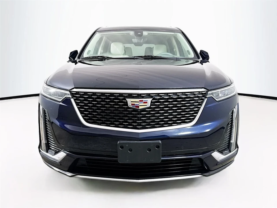 2021 Cadillac XT6 - Image 2 of 21