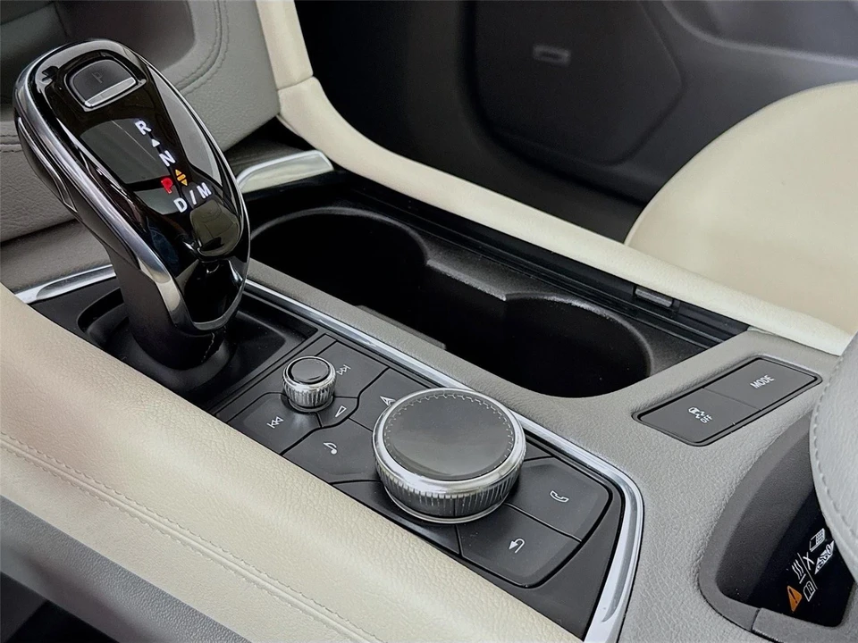 2021 Cadillac XT6 - Image 17 of 21