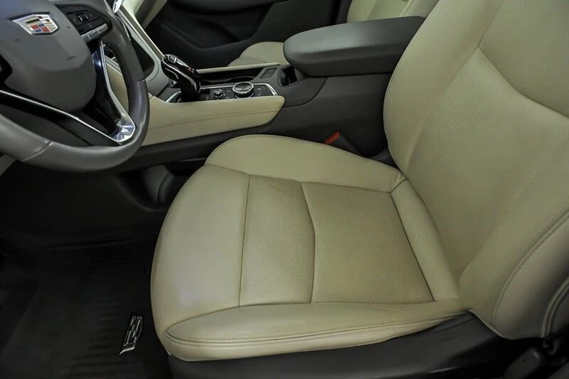 2021 Cadillac XT6 - Image 17 of 31