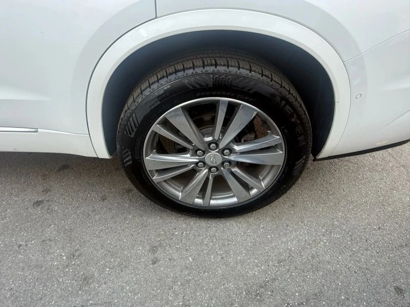 2021 Cadillac XT6 - Image 9 of 12
