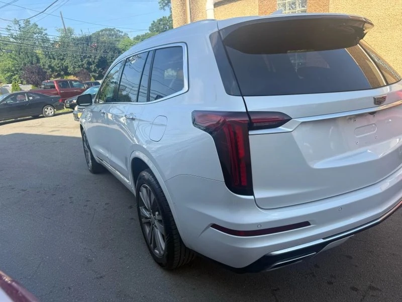 2021 Cadillac XT6 - Image 7 of 12