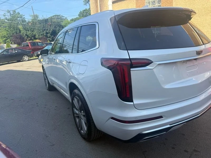 2021 Cadillac XT6 - Image 7 of 12