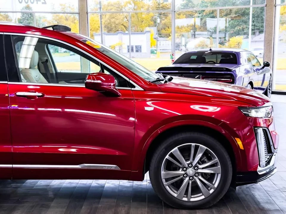 2021 Cadillac XT6 - Image 16 of 21