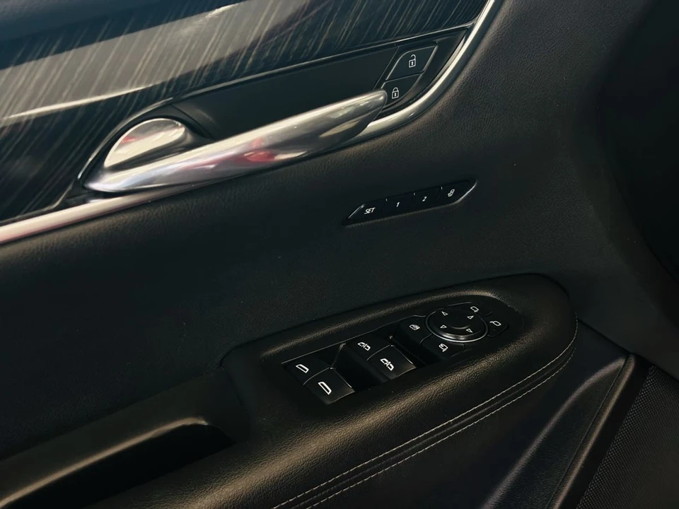 2021 Cadillac XT6 - Image 30 of 31