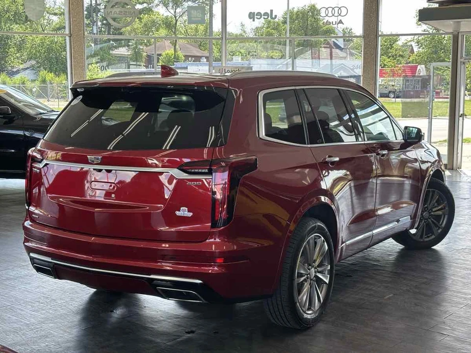 2021 Cadillac XT6 - Image 7 of 31
