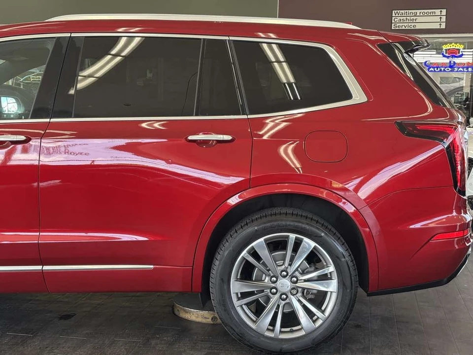 2021 Cadillac XT6 - Image 14 of 31