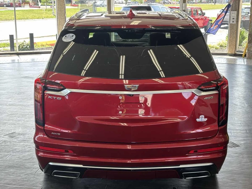 2021 Cadillac XT6 - Image 8 of 31