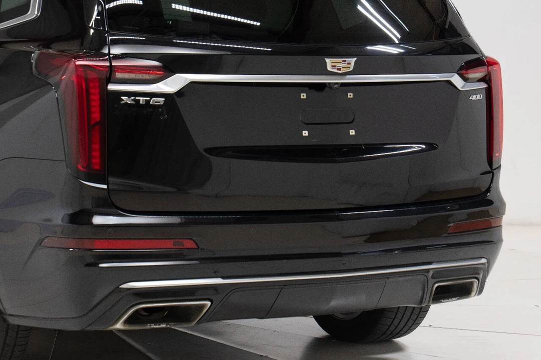 2021 Cadillac XT6 - Image 11 of 12