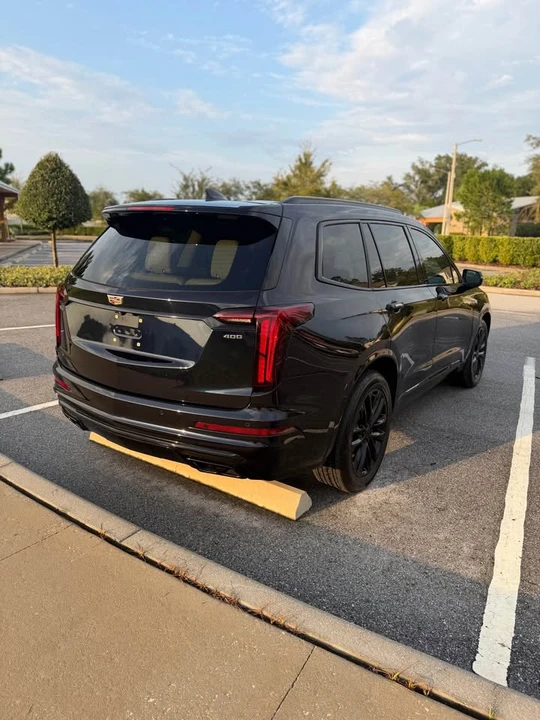 2021 Cadillac XT6 - Image 5 of 18