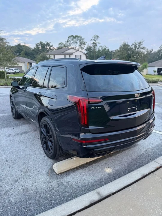 2021 Cadillac XT6 - Image 8 of 18