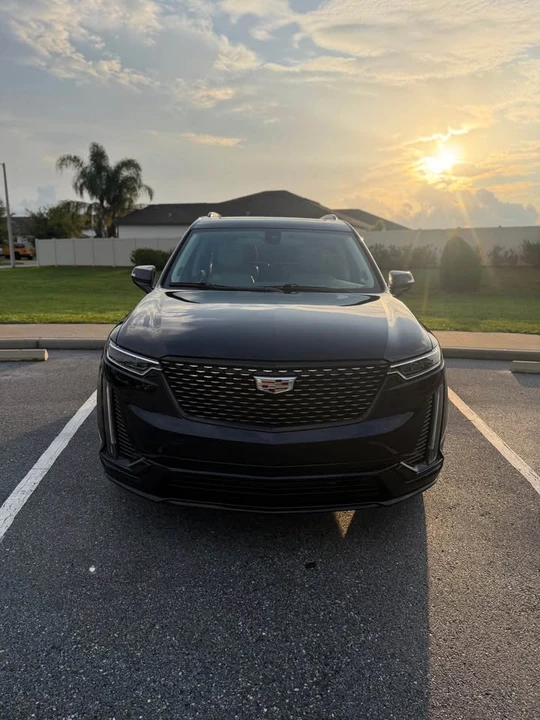 2021 Cadillac XT6 - Image 2 of 18