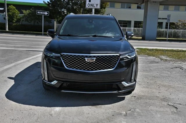 2021 Cadillac XT6 - Image 2 of 18