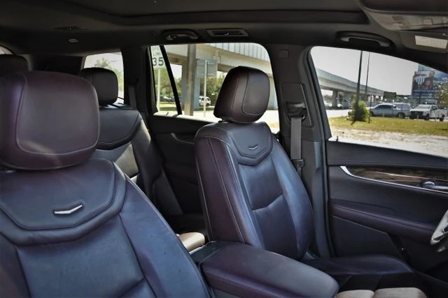 2021 Cadillac XT6 - Image 13 of 18