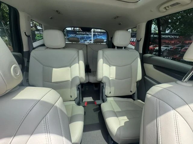 2021 Cadillac XT6 - Image 17 of 31