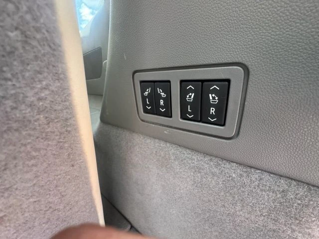 2021 Cadillac XT6 - Image 7 of 31
