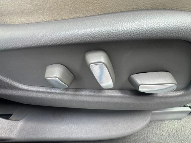 2021 Cadillac XT6 - Image 29 of 31