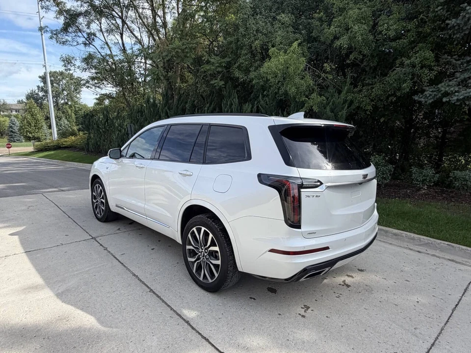 2021 Cadillac XT6 - Image 9 of 25