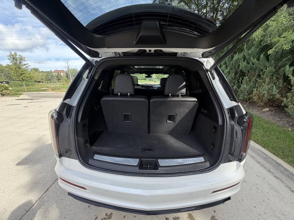 2021 Cadillac XT6 - Image 17 of 25