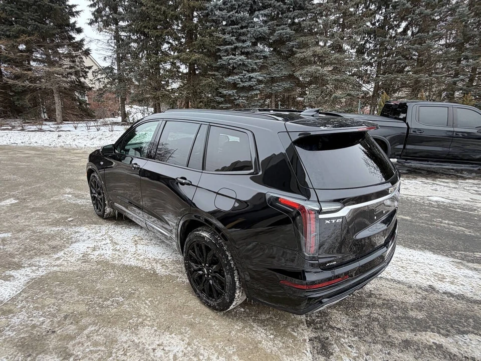 2021 Cadillac XT6 - Image 8 of 21