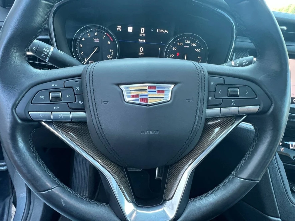 2021 Cadillac XT6 - Image 25 of 31