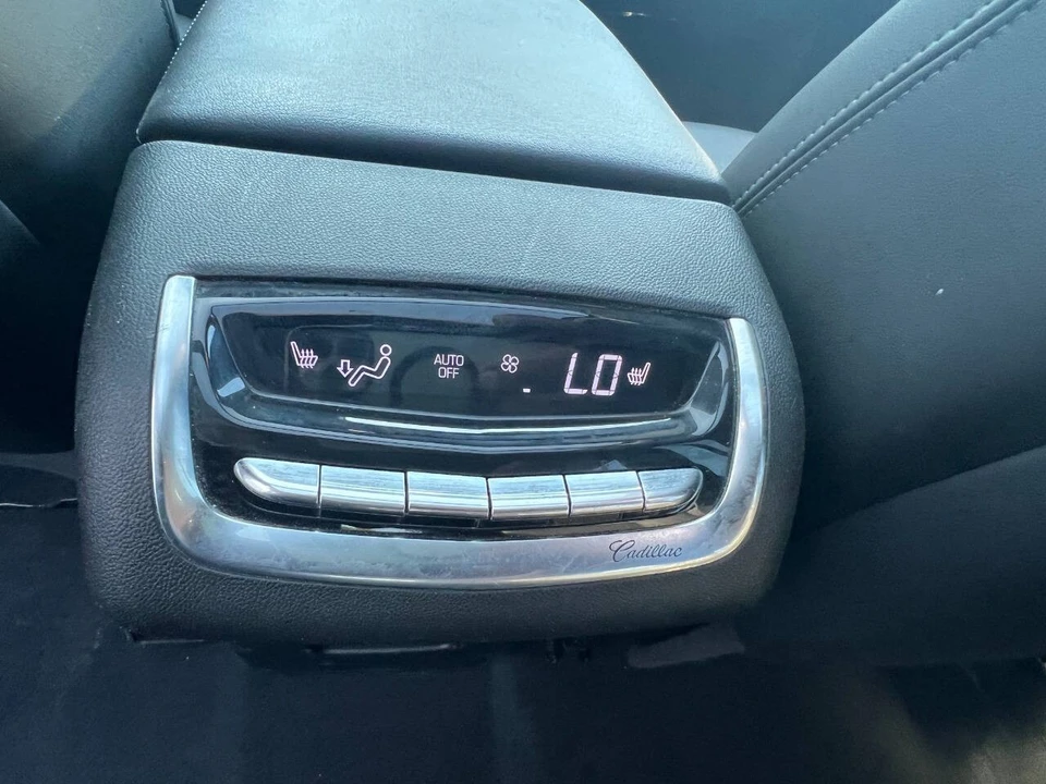 2021 Cadillac XT6 - Image 21 of 31