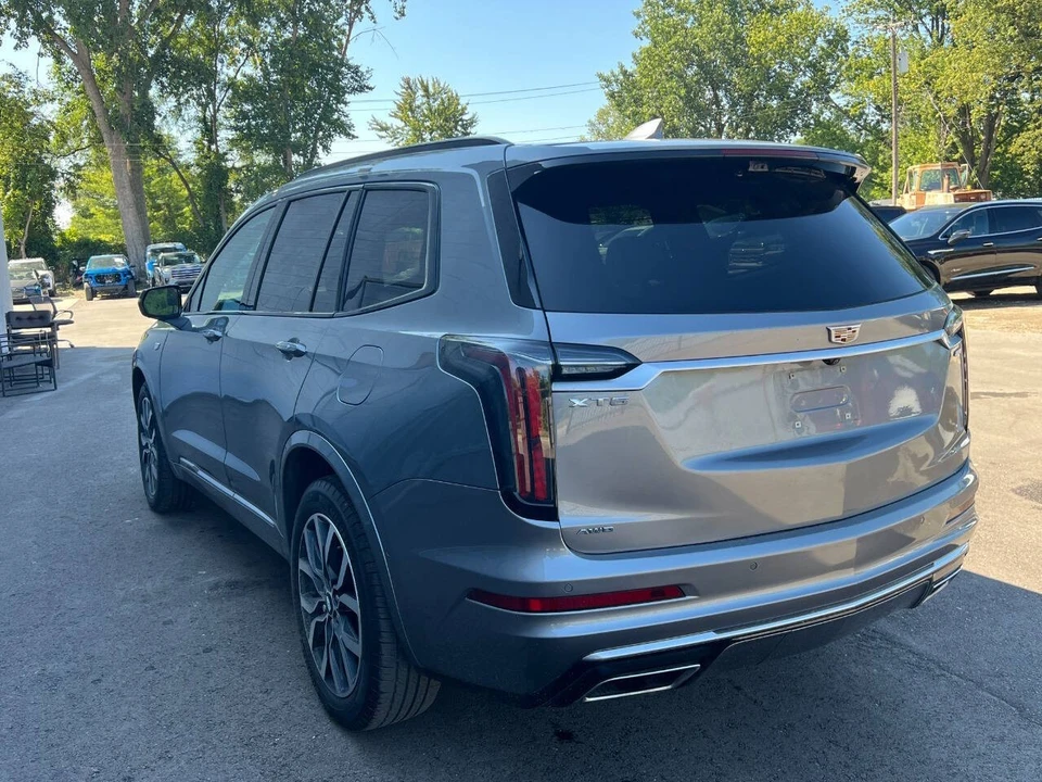 2021 Cadillac XT6 - Image 9 of 31