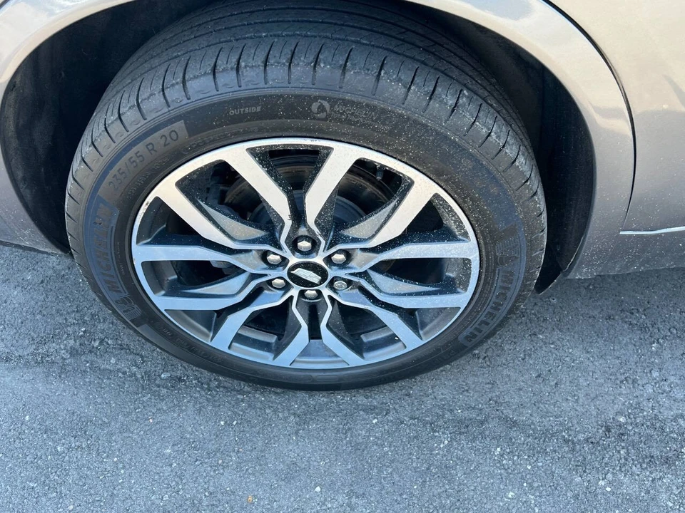 2021 Cadillac XT6 - Image 11 of 31
