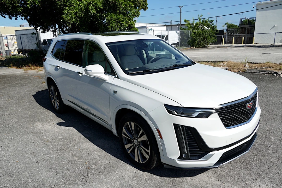 2021 Cadillac XT6 - Image 14 of 31
