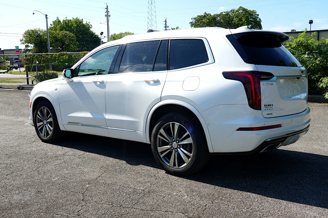 2021 Cadillac XT6 - Image 8 of 31