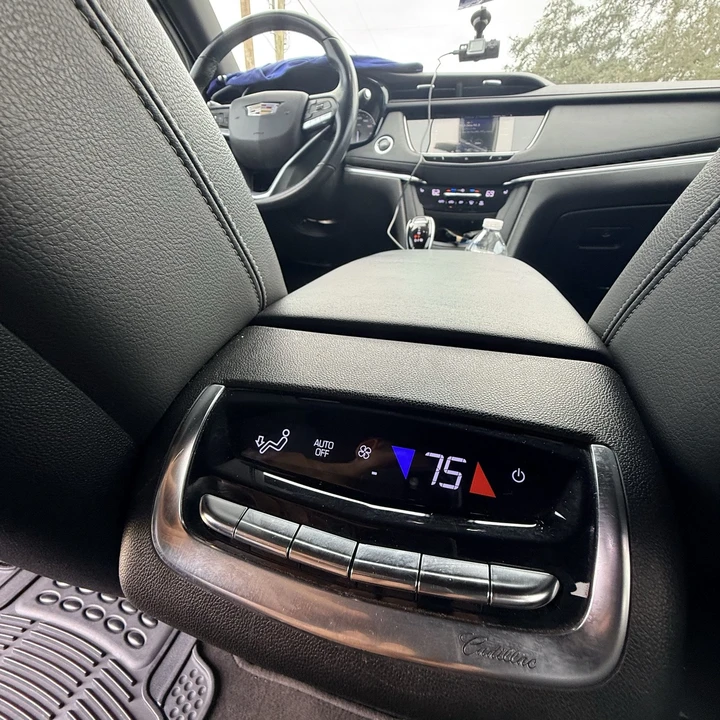2021 Cadillac XTS - Image 11 of 18
