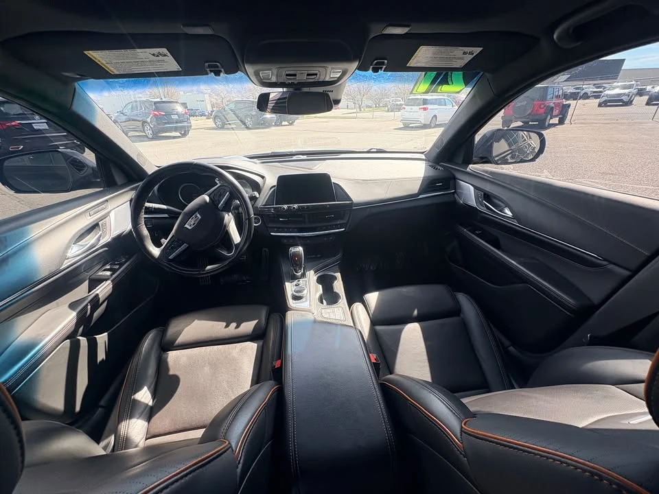 2021 Cadillac CT5-V - Image 10 of 11