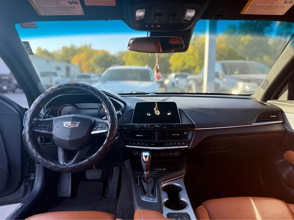 2021 Cadillac CT4 - Image 7 of 10