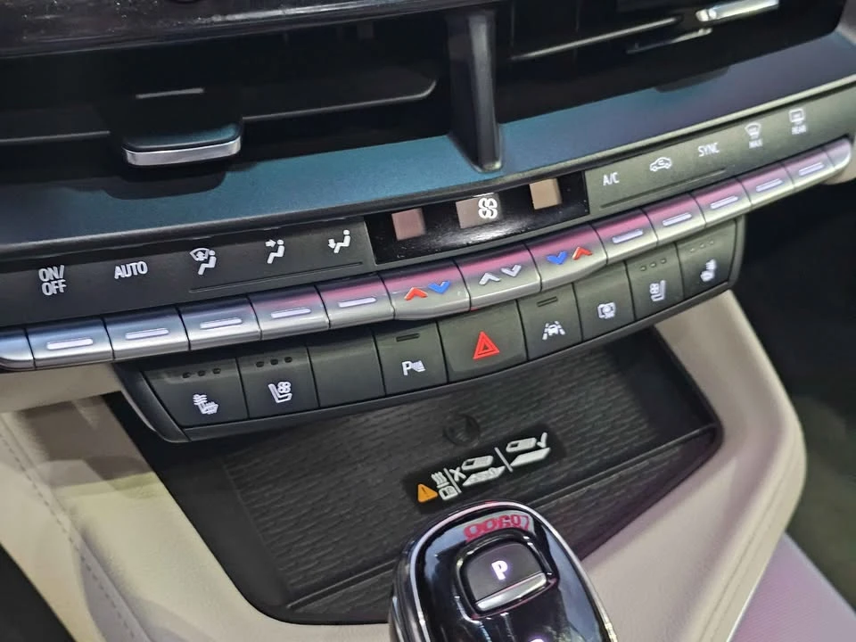 2021 Cadillac CT4 - Image 15 of 17