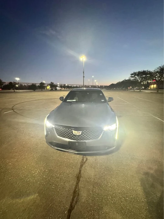 2021 Cadillac CT4 - Image 2 of 10