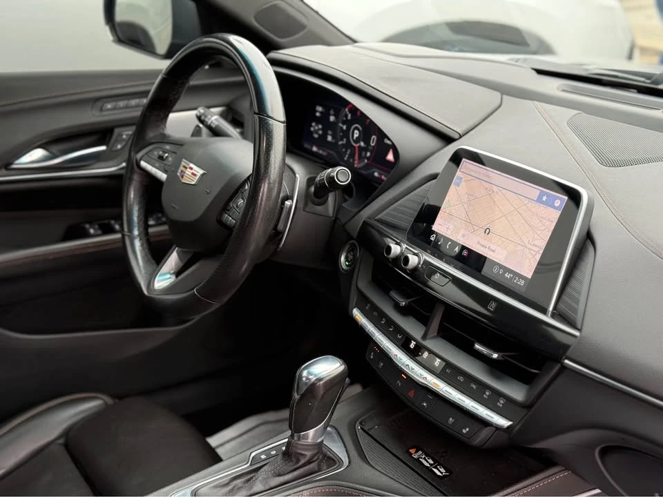 2021 Cadillac CT4 - Image 15 of 18