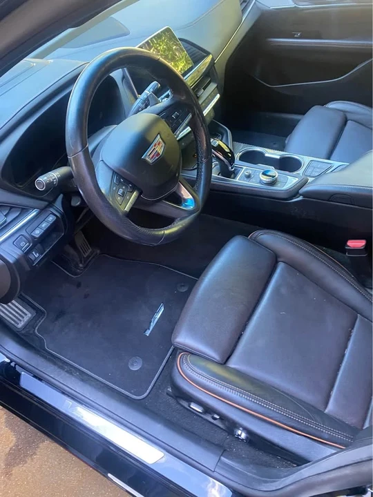 2021 Cadillac CT4-V - Image 12 of 13