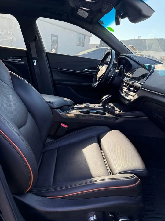 2021 Cadillac CT4-V - Image 5 of 11