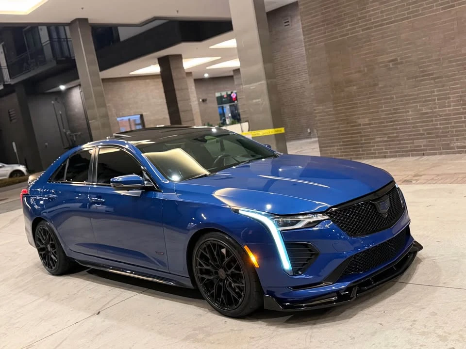 2021 Cadillac CT4-V - Image 2 of 9
