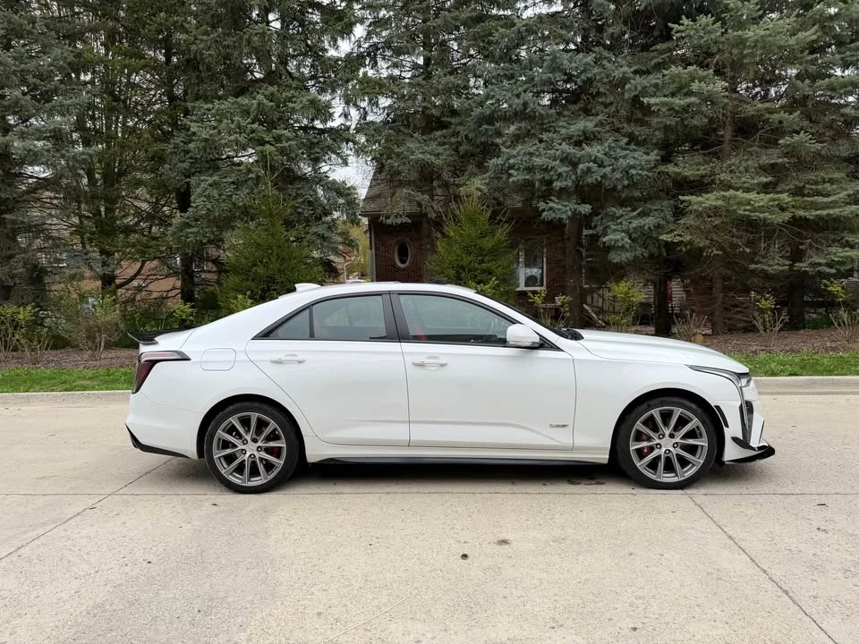 2021 Cadillac CT4-V - Image 10 of 19