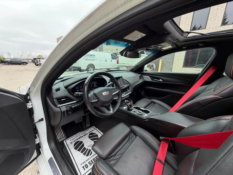 2021 Cadillac CT4-V - Image 18 of 19