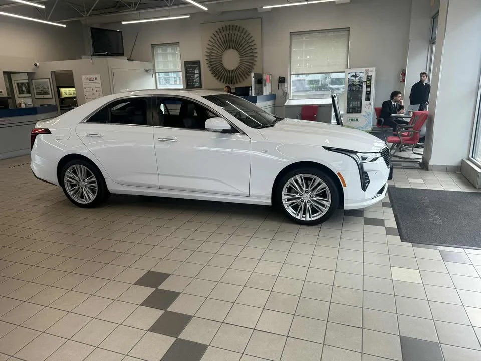 2021 Cadillac CT4 - Image 4 of 11