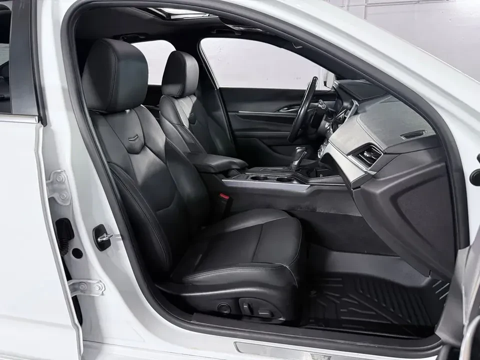 2021 Cadillac CT4 - Image 10 of 20