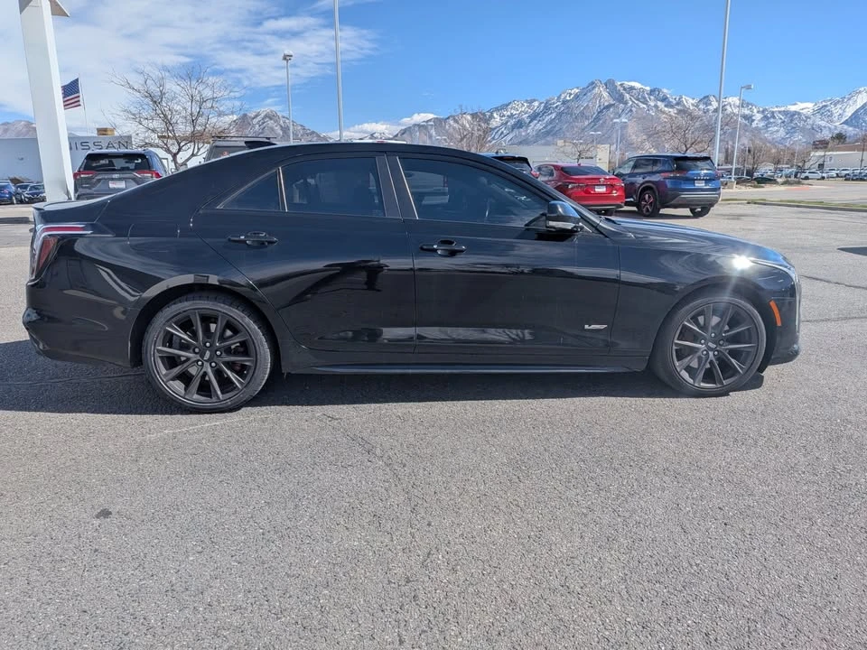 2021 Cadillac CT4-V - Image 9 of 10