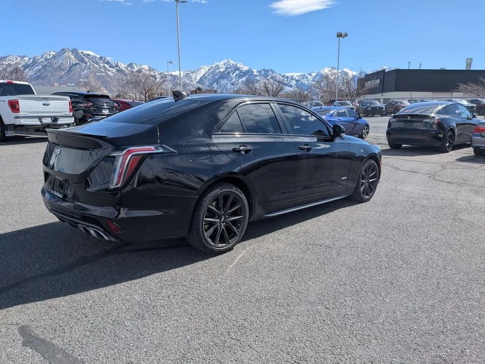 2021 Cadillac CT4-V - Image 8 of 10
