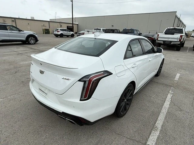 2021 Cadillac CT4-V - Image 18 of 19