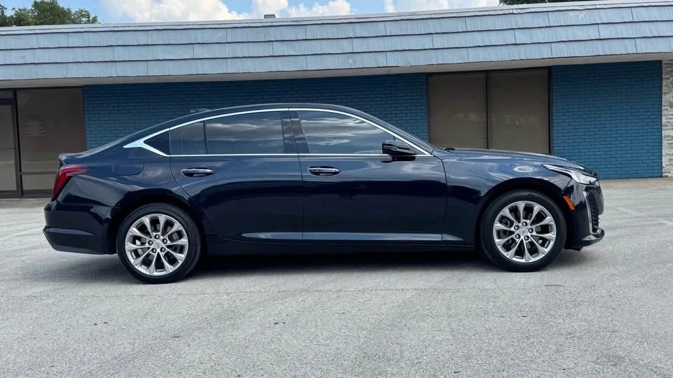 2021 Cadillac CT5 - Image 2 of 10