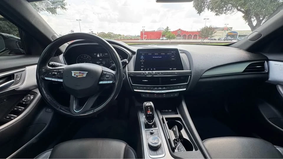 2021 Cadillac CT5 - Image 9 of 10
