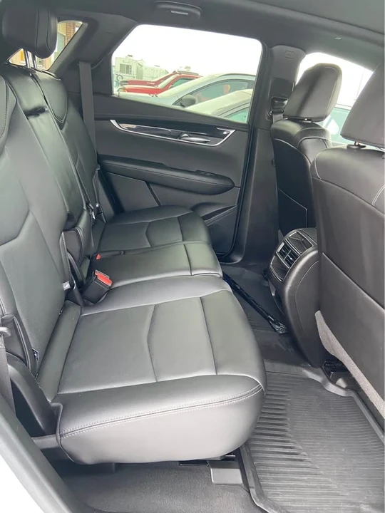 2021 Cadillac CT5 - Image 5 of 10