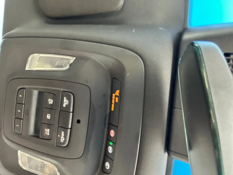 2021 Cadillac CT5 - Image 18 of 19